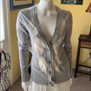 Banana republic sweater size medium!